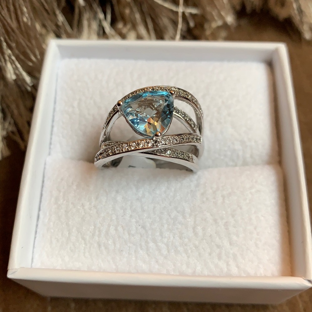 Blue Topaz & White Sapphire Ring - 7 - Picture 4 of 6